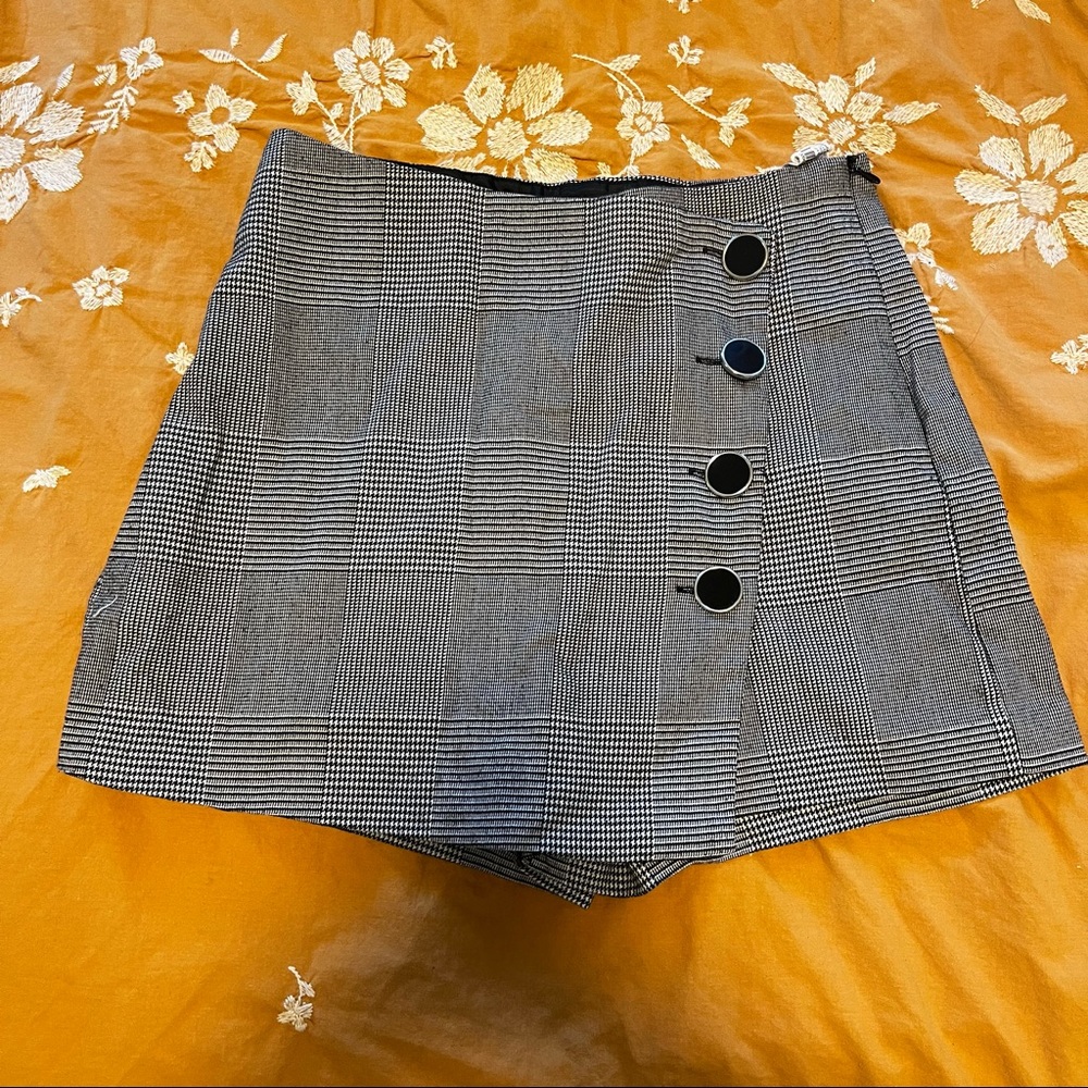 Stradivarius preppy plaid skort